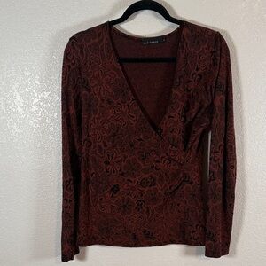 Cut Loose Red Black Floral Brocade Faux Wrap Top Size Medium Artsy Fall Career